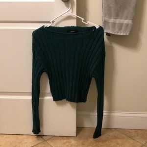 Crop green sweater